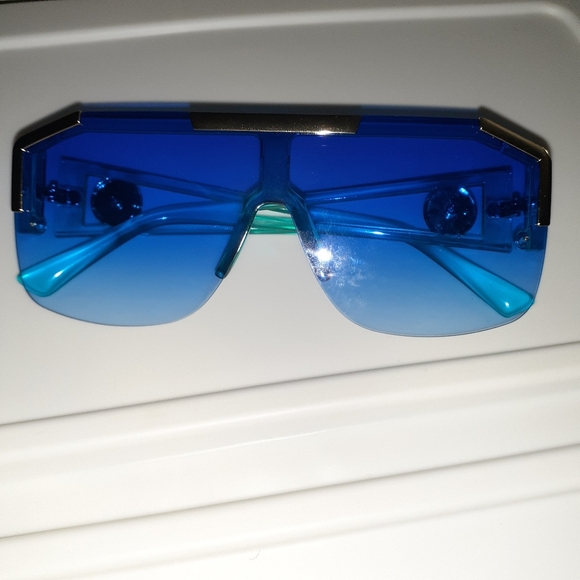 Square Retro Aviator Fashion Sunglasses - Picture 4 of 7